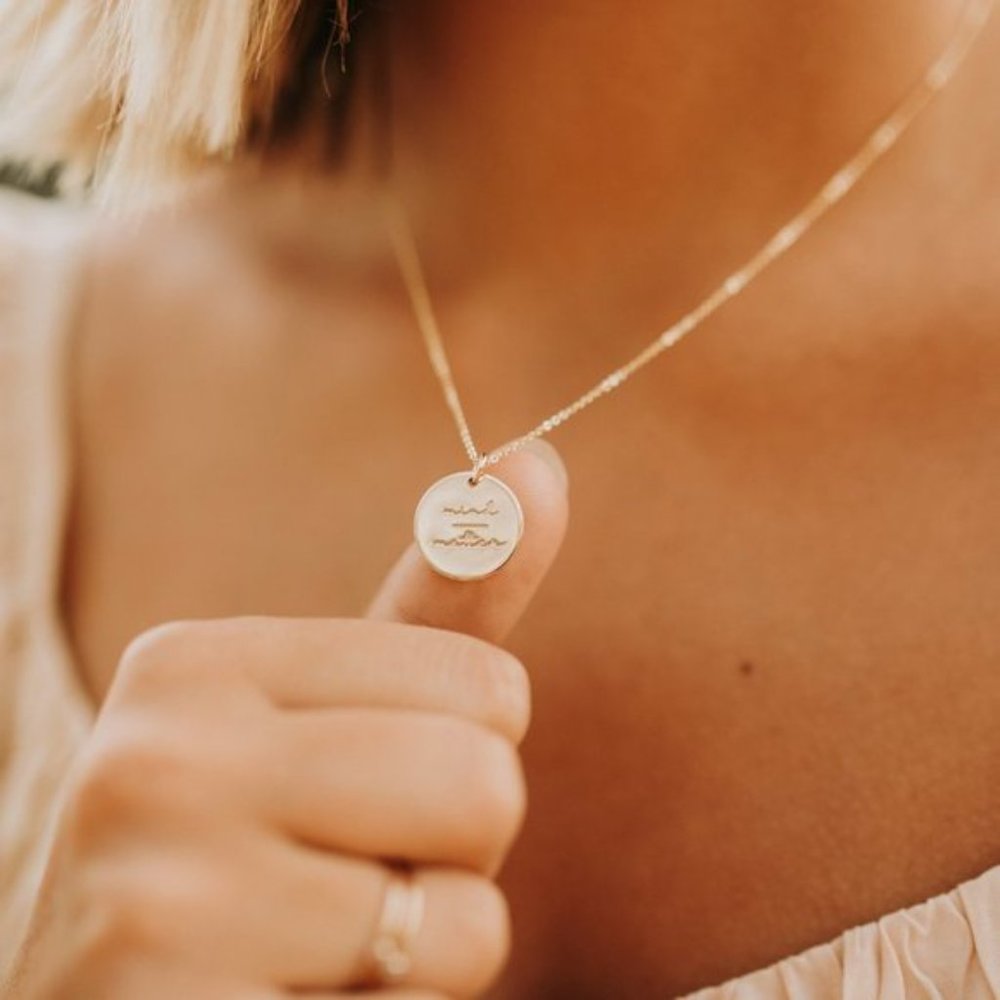 Inner Peace Mantra Minimalist Pendant Necklace - Picture 10 of 15